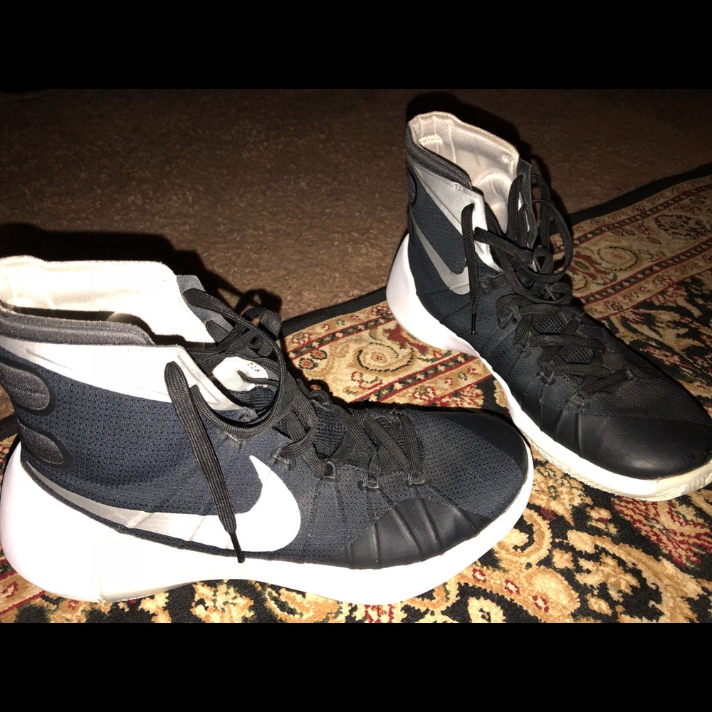 Nike shoes